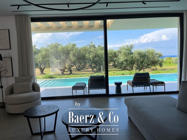 photo 7 Impeccable Sea front Villa on Zakynthos’ Eastern Coastline - Tragaki, Zakynthos