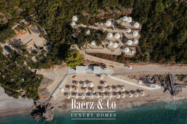 photo 7 Luxurious Duplex Apartment with a Sea View on the Coast of Montenegro