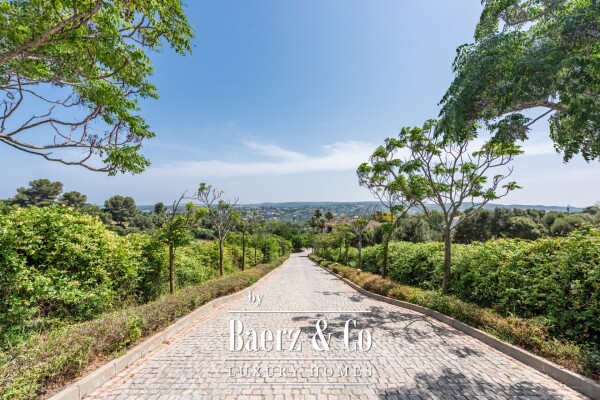 photo 3 Beautiful luxury home in Sotogrande, La Reserva - Zona L