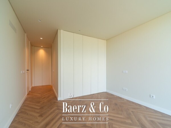 photo 30 Brand-New Contemporary Villa in São João das Lampas, Close to the Beach