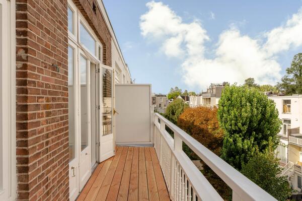 photo 24 Van Breestraat 122 2
